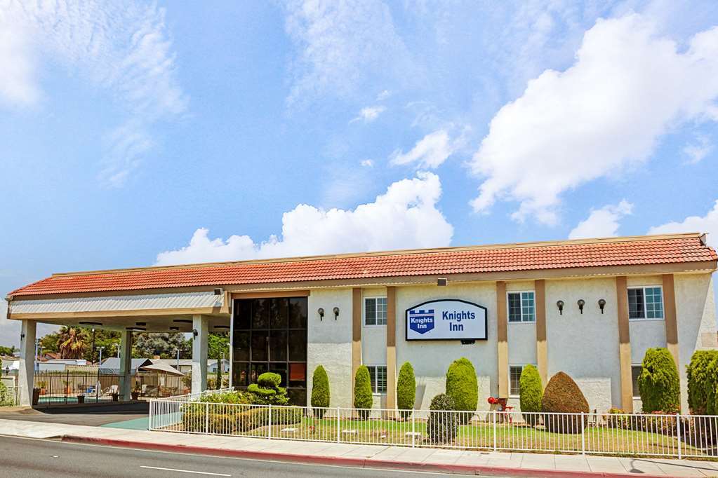 The Dixie Orange County Hotell Stanton Exteriör bild