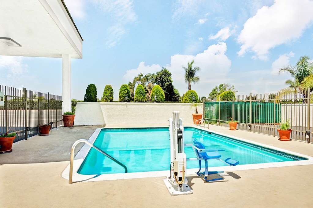 The Dixie Orange County Hotell Stanton Bekvämligheter bild