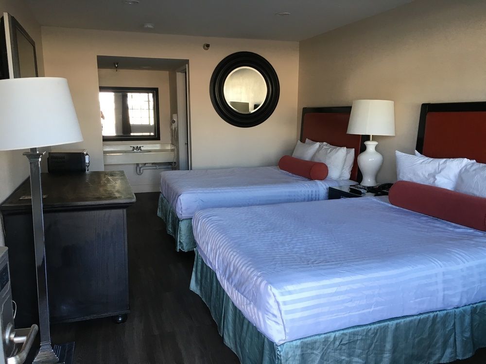 The Dixie Orange County Hotell Stanton Exteriör bild