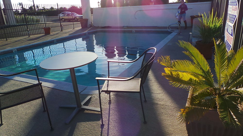 The Dixie Orange County Hotell Stanton Exteriör bild